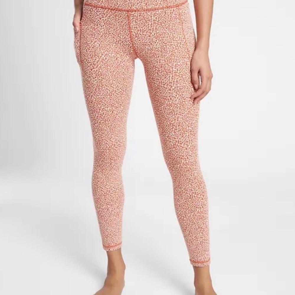 Athleta Salutation Stash II Textured Tight 7/8 Micro Cheetah Print Small